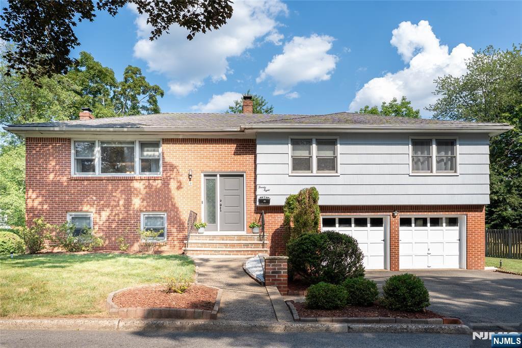 Property Photo: 28 Drury Lane NJ 07627