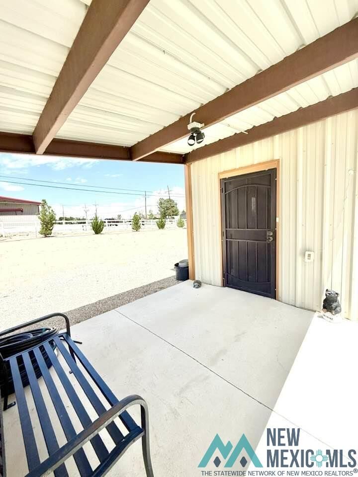 Property Photo: 102 Doporto Court NM 88220