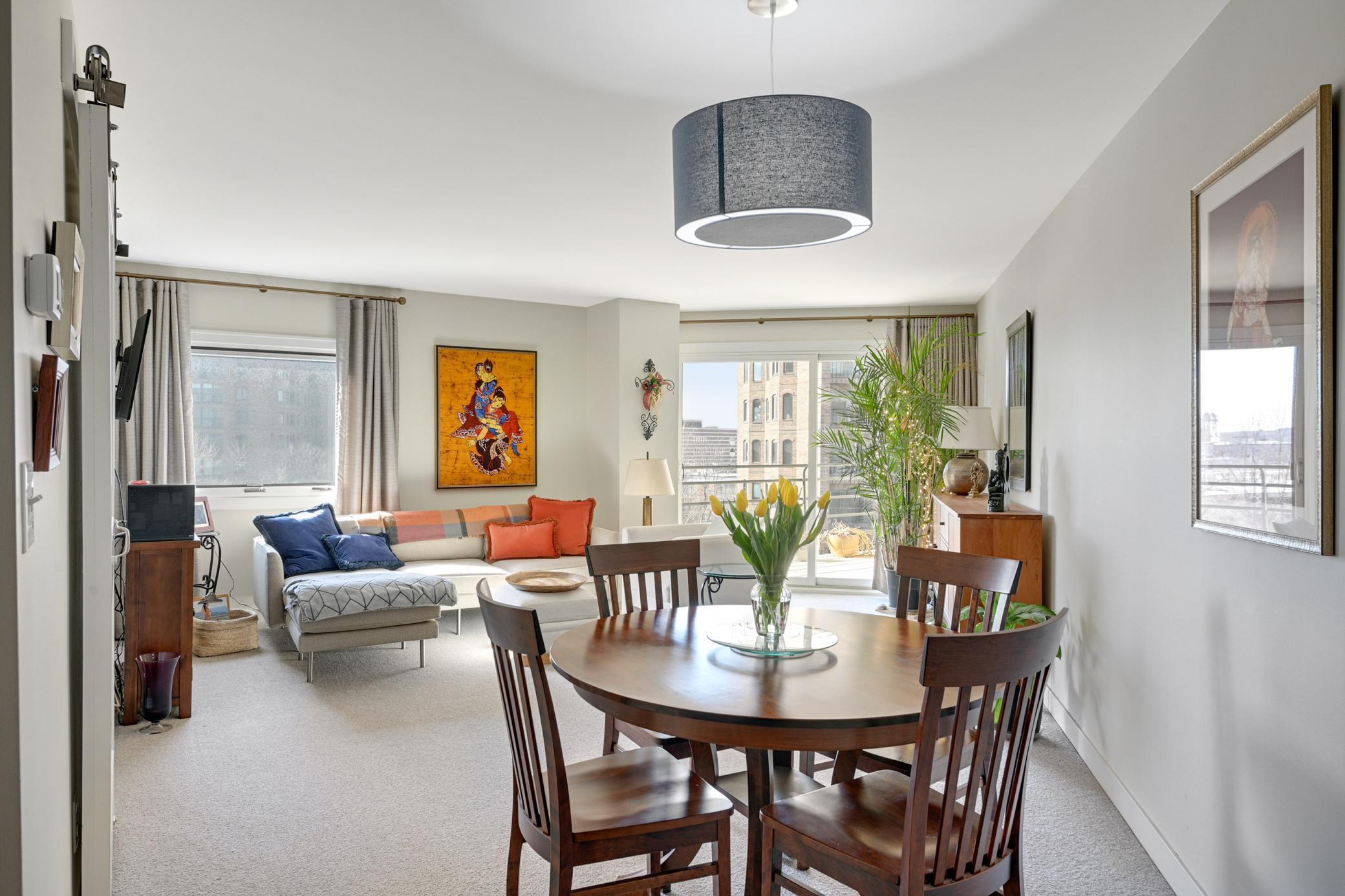 Property Photo: 1225 Lasalle Avenue 902 MN 55403