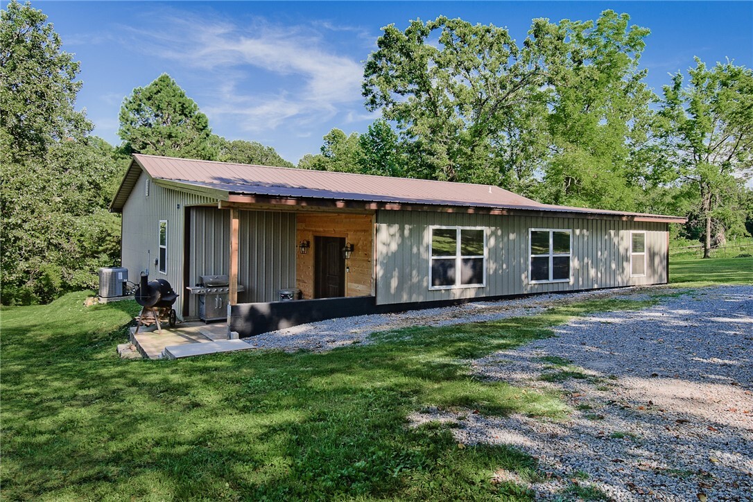 Property Photo: 658 Niogo Road MO 64863