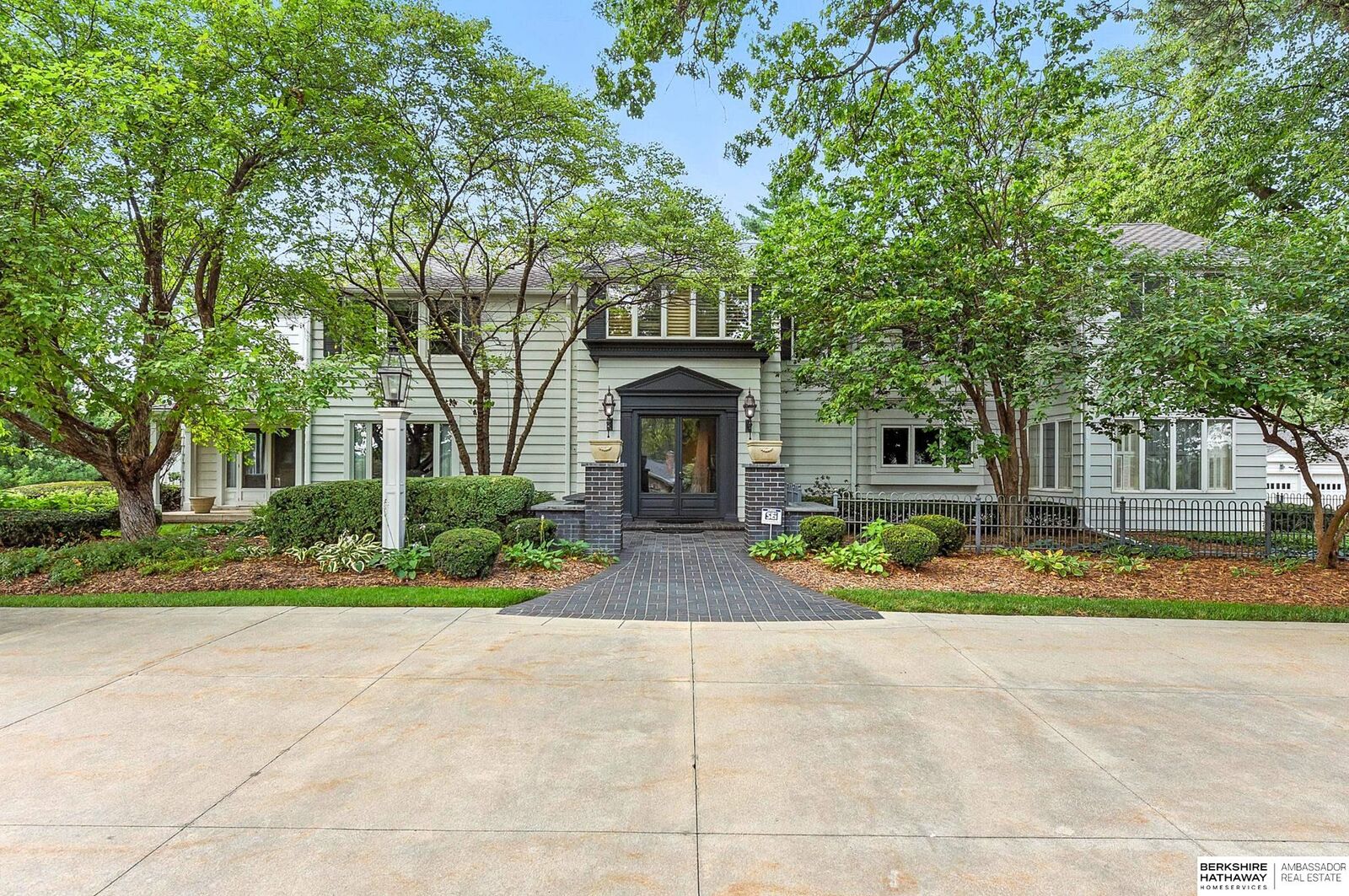 Property Photo:  9418 Westchester Lane  NE 68114 