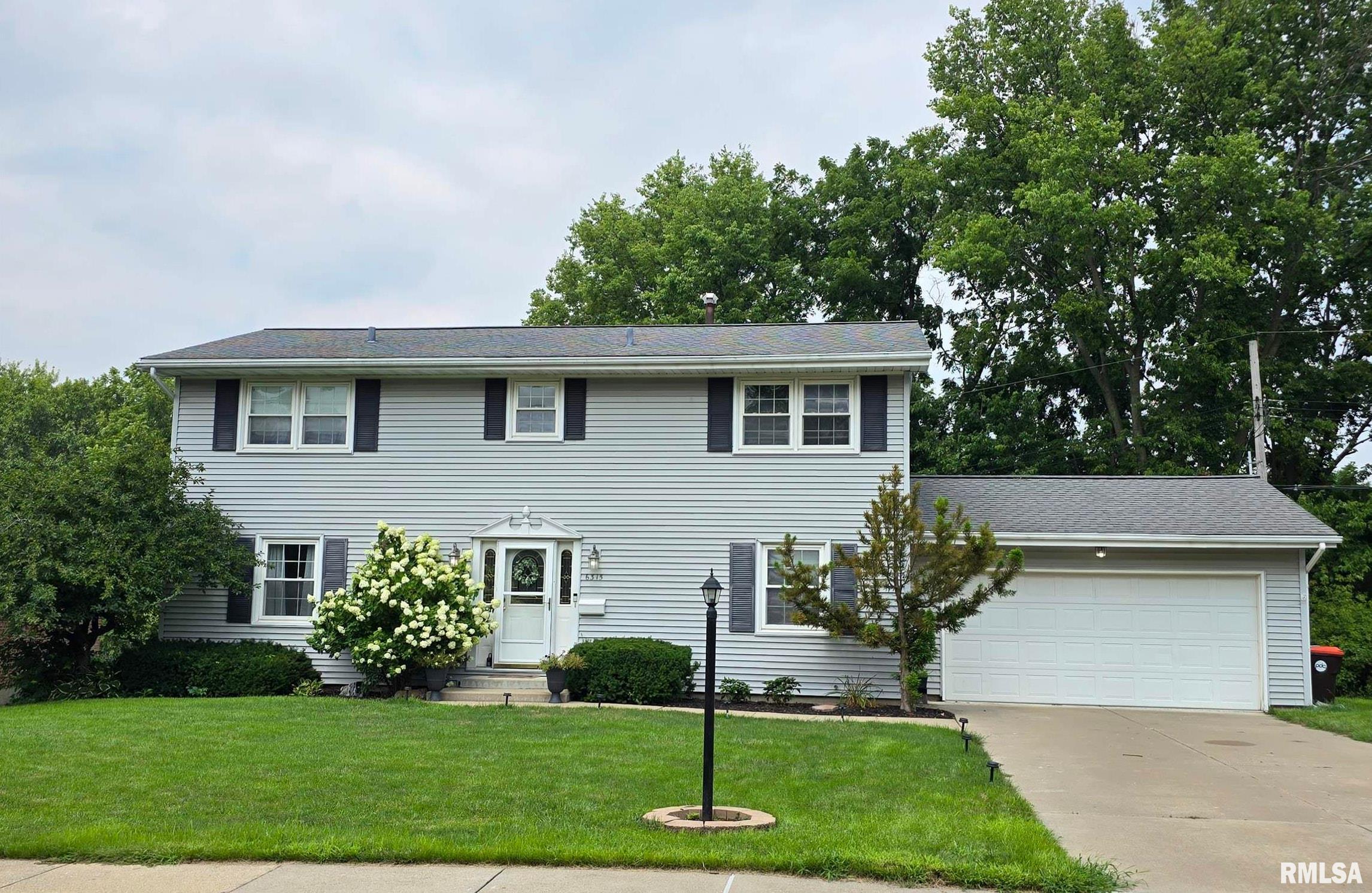 Property Photo: 6315 N Riviera Court IL 61614