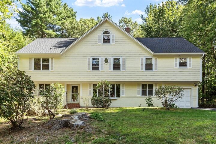 Property Photo:  10 Hayden Lane  MA 01730 