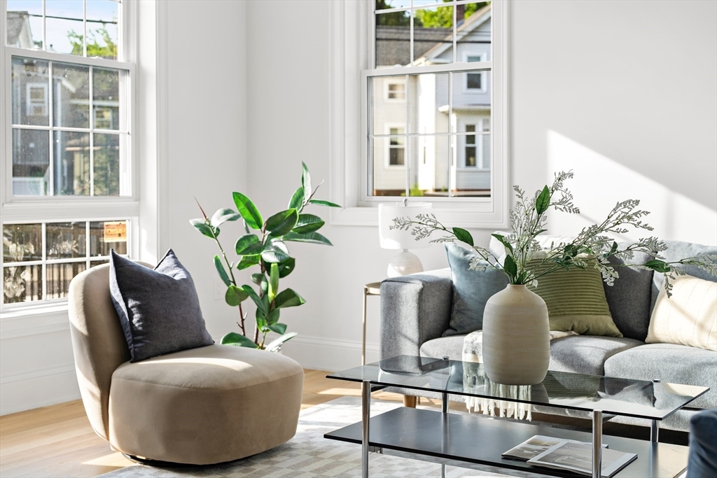 Property Photo: 272 Lincoln Street 101 MA 01752