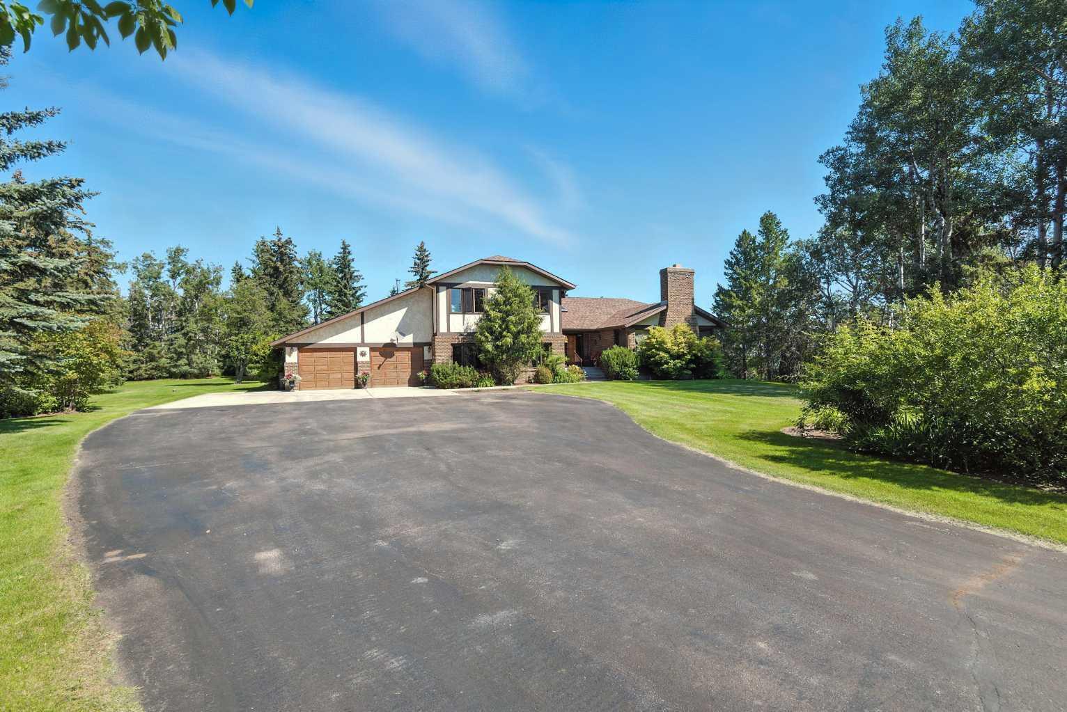 Photo de la propriété: 37535 Range Road 265 35 AB T4E 1A7