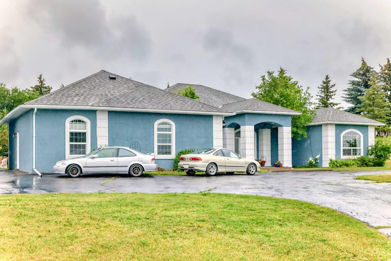 Property Photo: 41 Sharp Hill Drive AB T4A 0P4