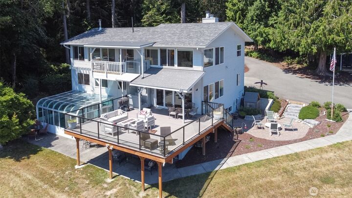 Property Photo:  106  Seagull Drive  WA 98363 