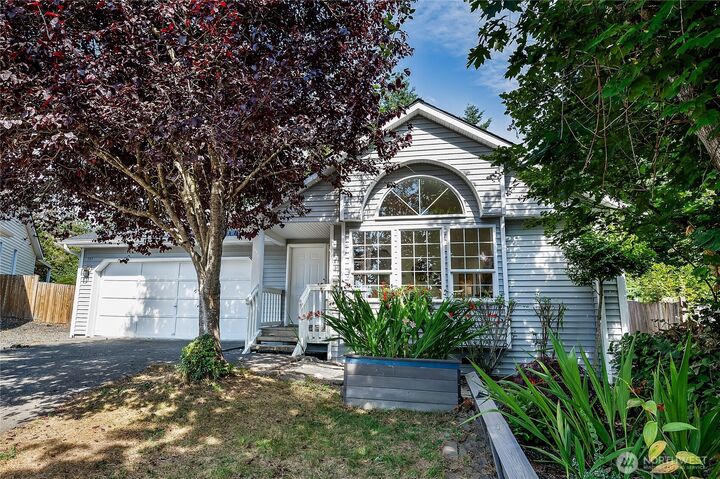 727  145th Place SW  Lynnwood WA 98087 photo
