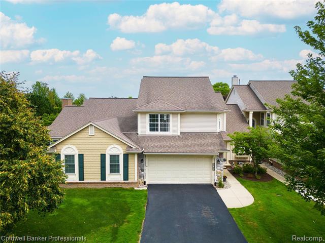 Property Photo: 1709 Thistle Drive 51 MI 48188