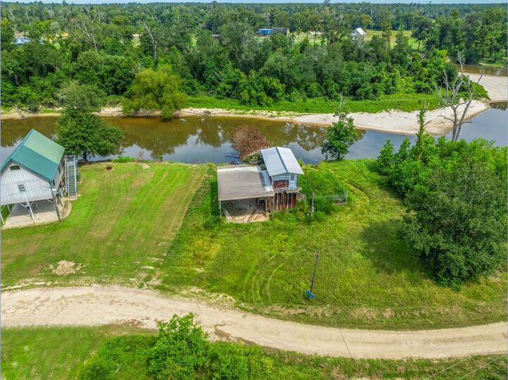 Property Photo:  526 Old Ferry Road  LA 70648-0000 