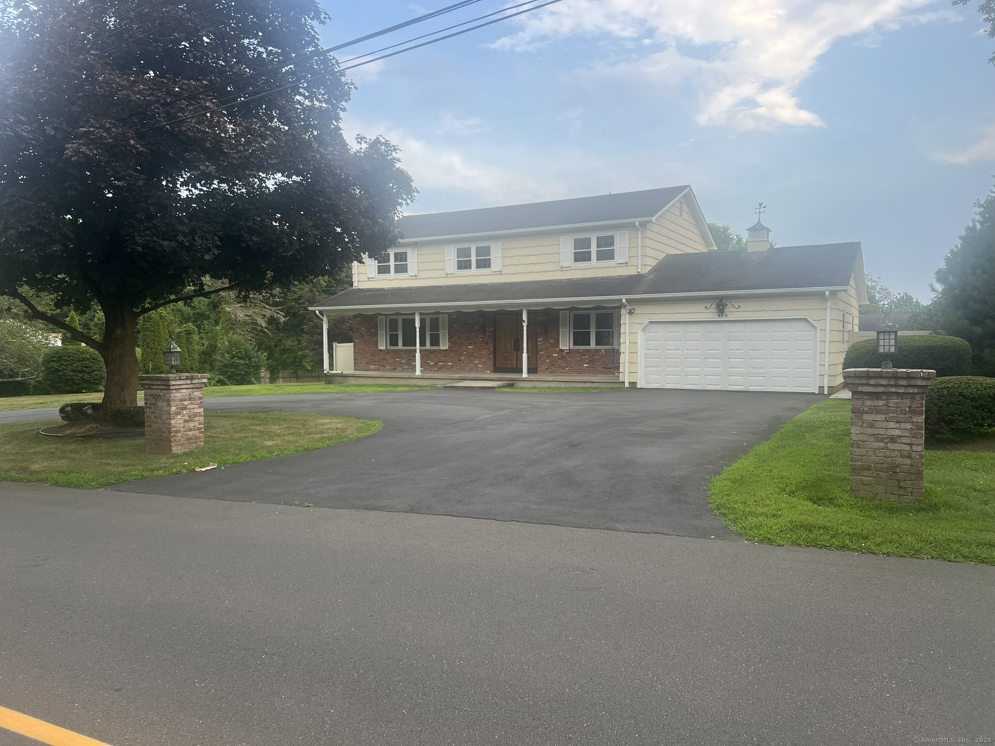 Property Photo: 420 Narrow Lane CT 06477