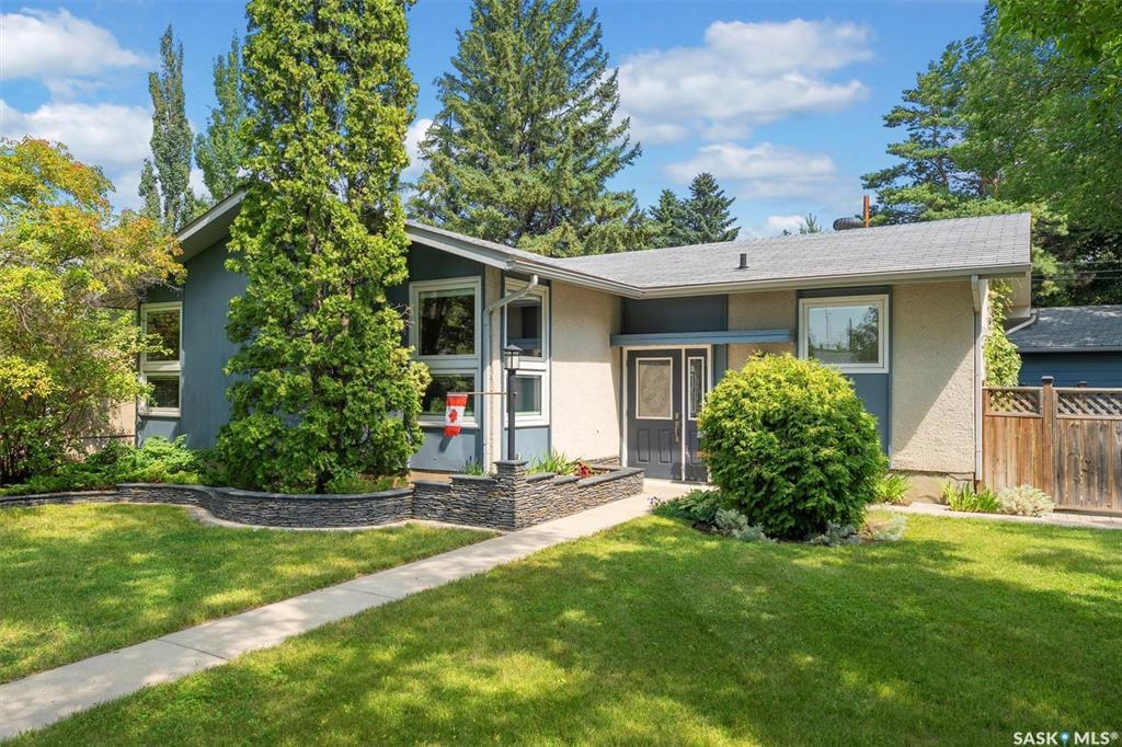 Property Photo: 35 Spinks Drive SK S7H 3W9
