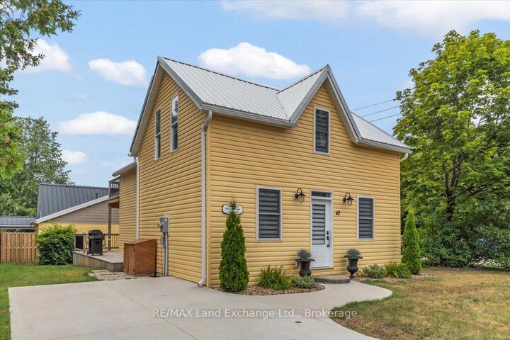 42 Huron Street N  Saugeen Shores ON N0H 2L0 photo