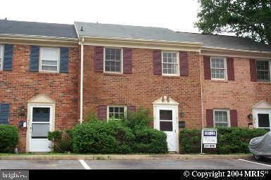 Property Photo:  413 Olde Greenwich Circle  VA 22408 