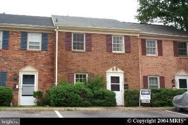 Property Photo:  413 Olde Greenwich Circle  VA 22408 