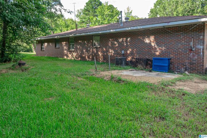 Property Photo: 2304 Roberta Road AL 35214