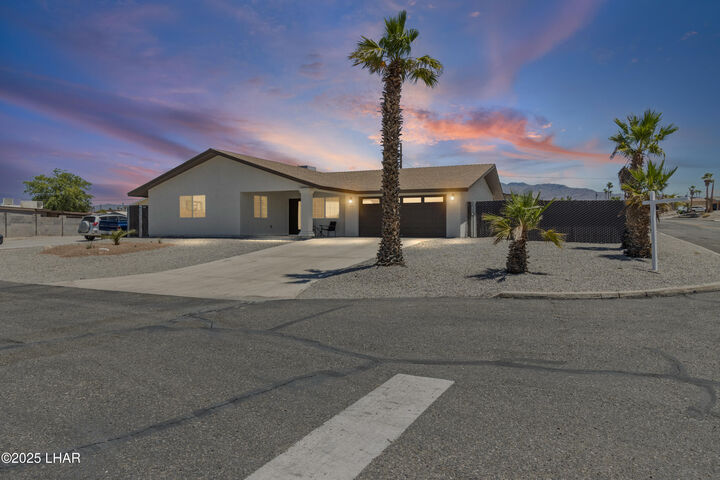 Property Photo:  166 Resorter Ln  AZ 86406 