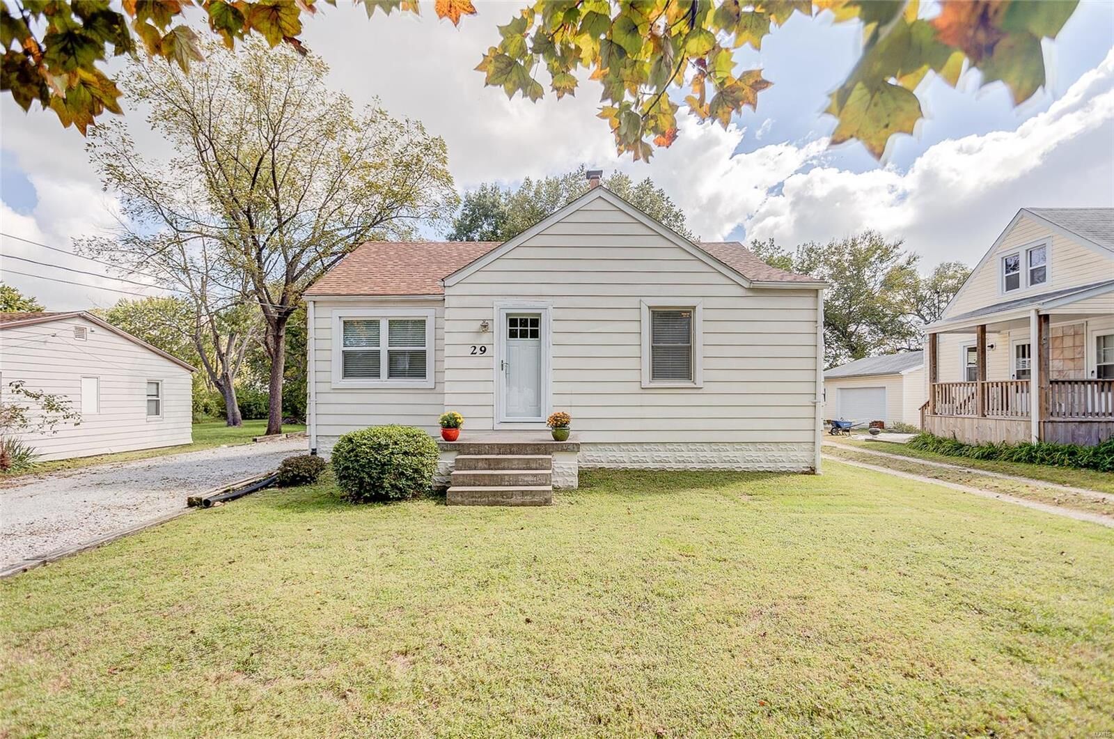 Property Photo: 29 S Ruby Lane IL 62208