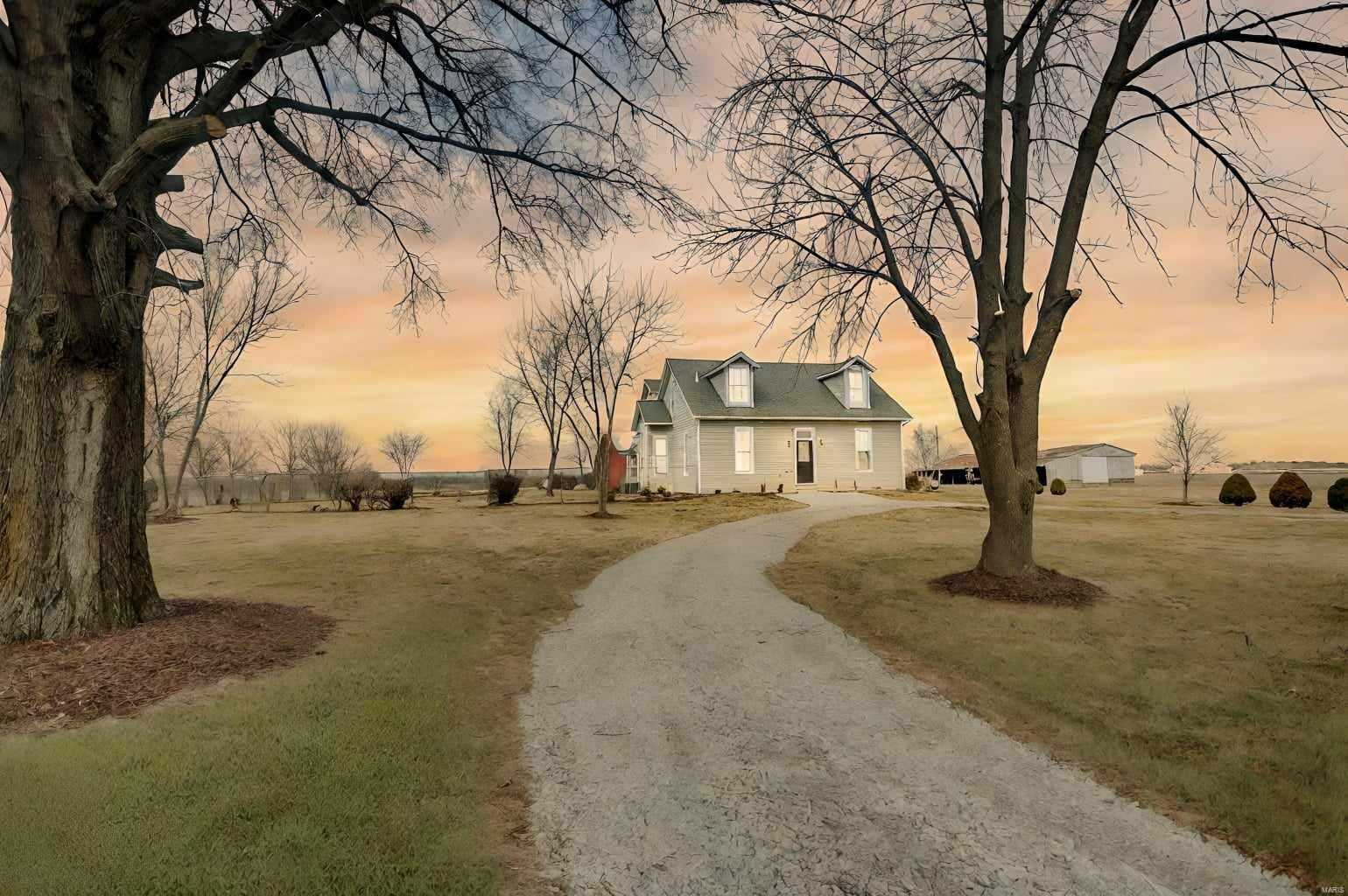 Property Photo: 3752 Rock Hill Road IL 62025