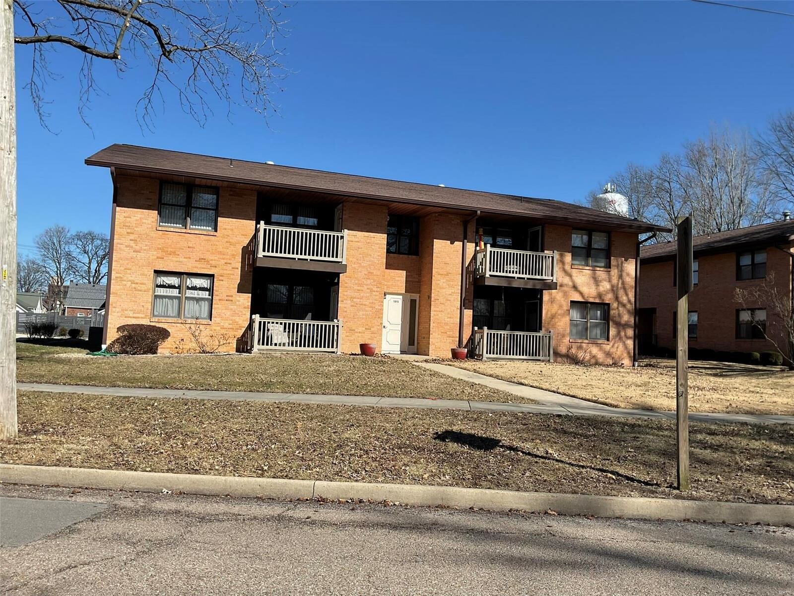 Property Photo:  1015 Lindenthal Ave Apt 3  IL 62249 