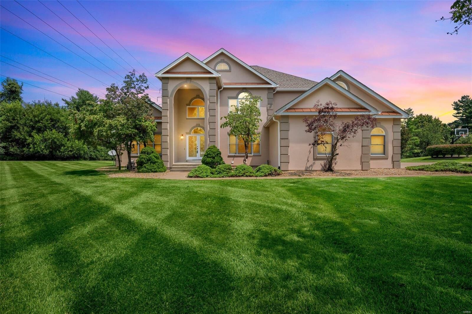 Property Photo: 12627 Conway Road MO 63141
