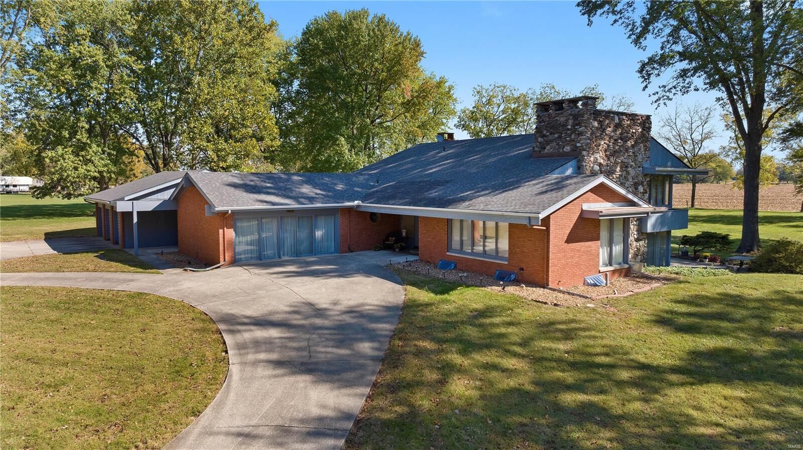 Property Photo: 13750 Kayser Road IL 62249