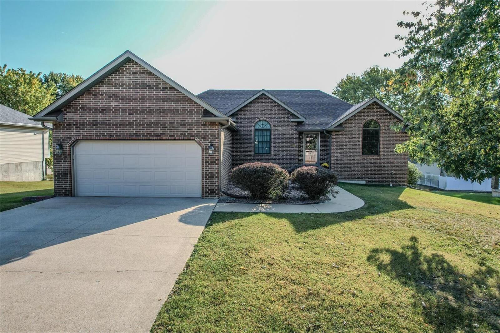 Property Photo: 1406 Hillside Drive MO 65536