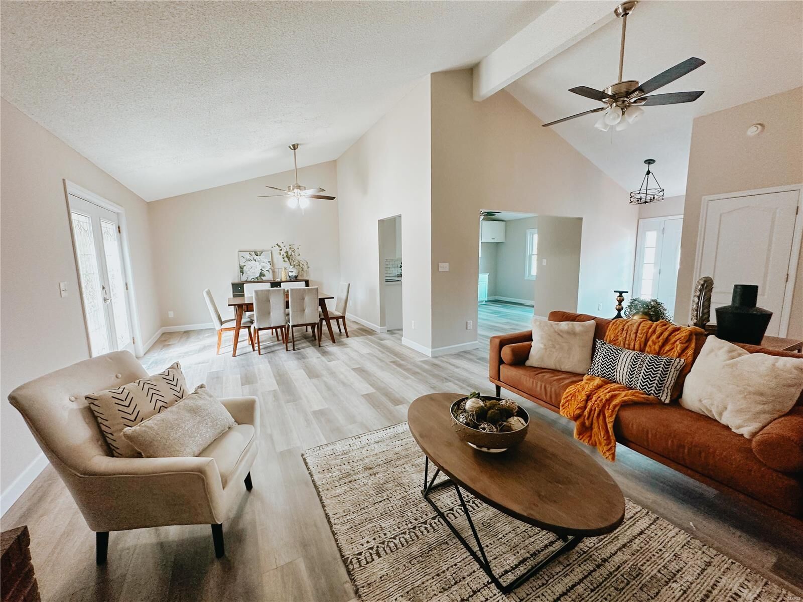 Property Photo: 373 Cerny Ave MO 63025