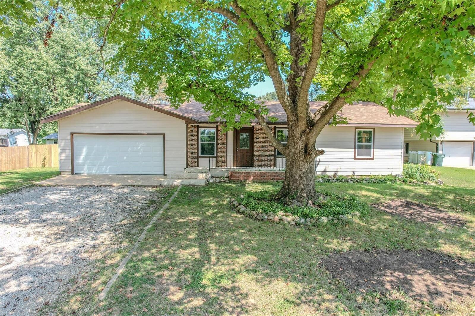 Property Photo: 124 Brook Street MO 65536