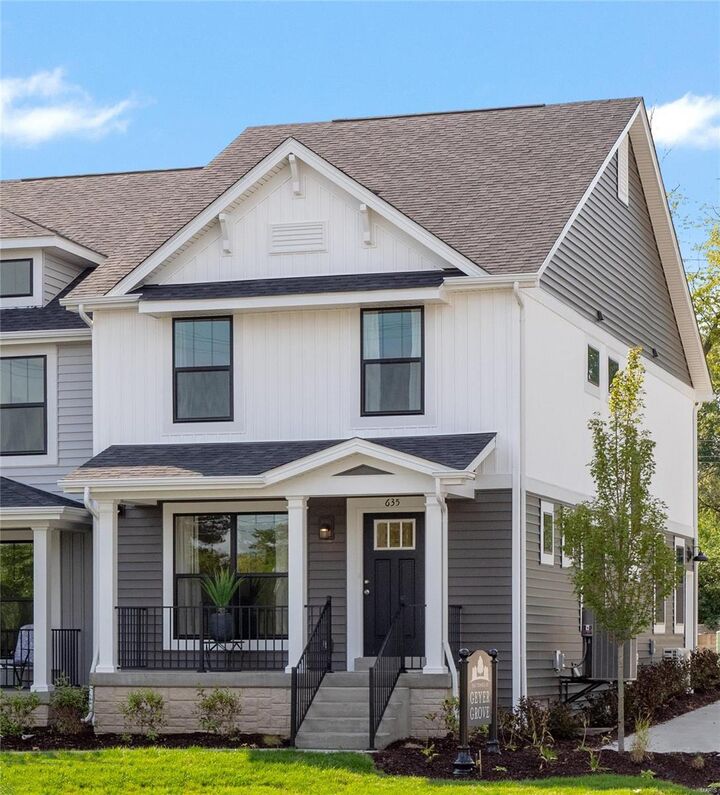 635 Maple Forest  Kirkwood MO 63122 photo