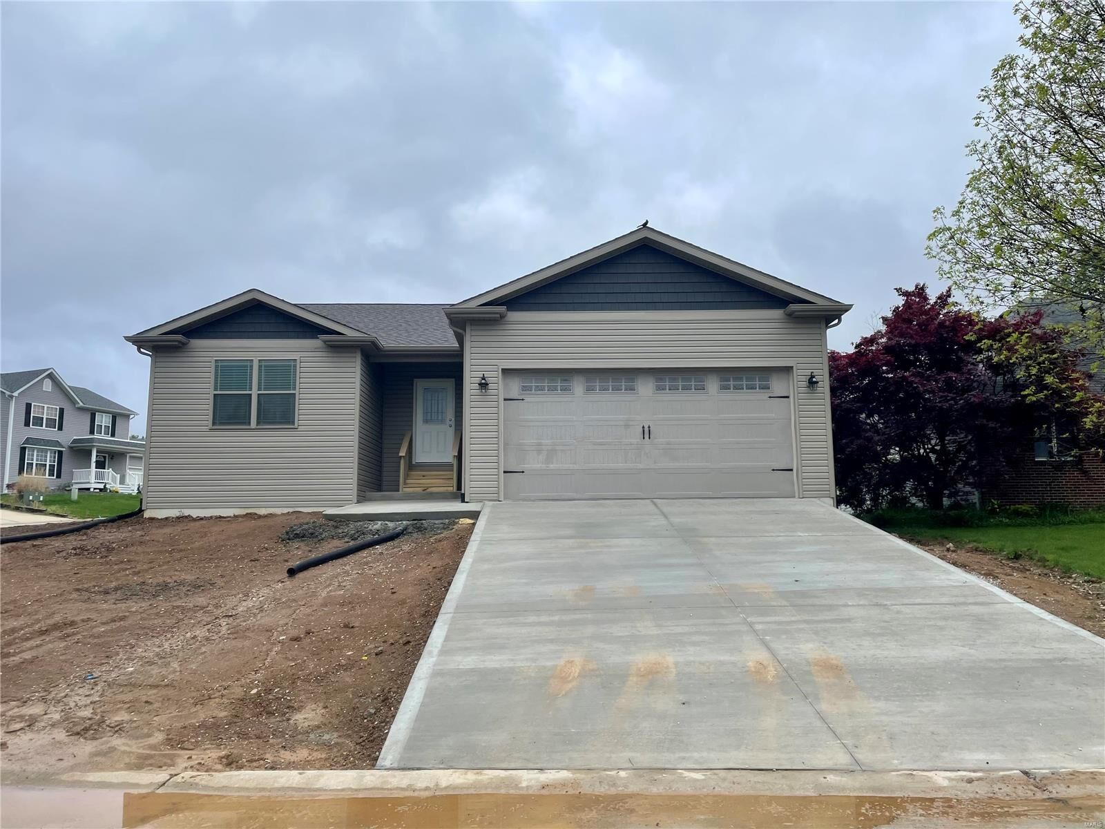 Property Photo:  1170 Tulip Lane  IL 62249 