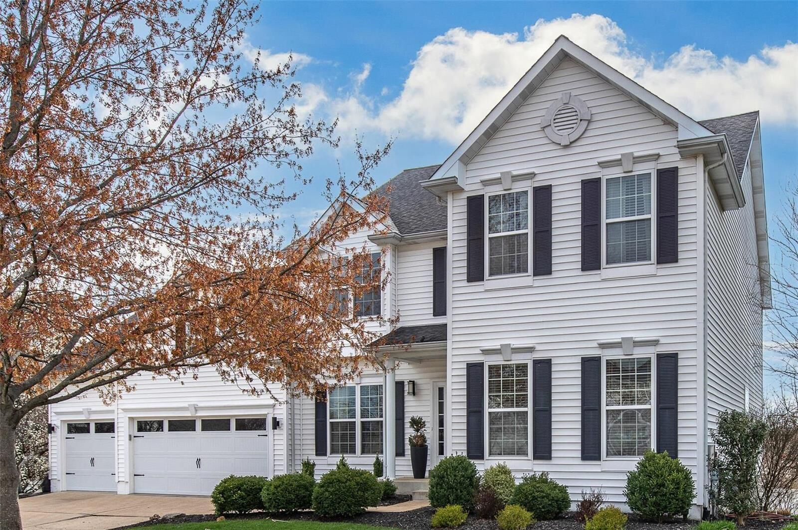 Property Photo: 418 Indian Hill Court MO 63021