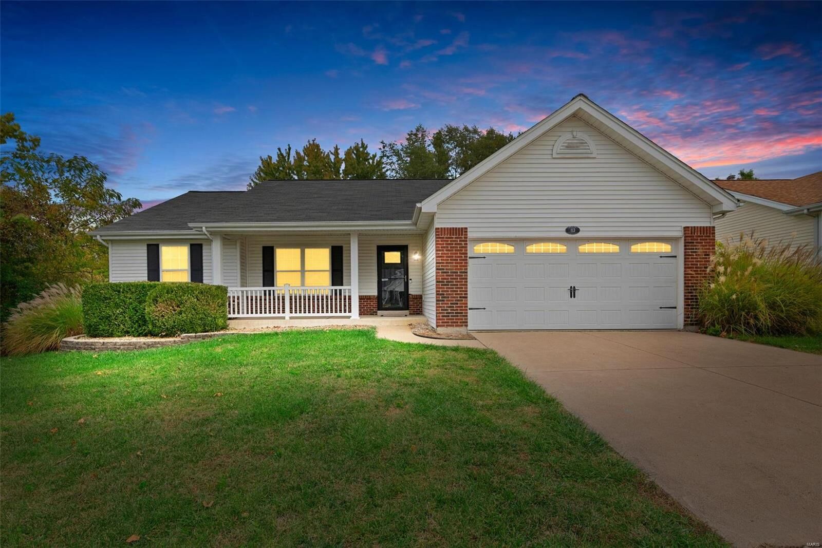 Property Photo:  113 Royallbrook Lane  MO 63368 