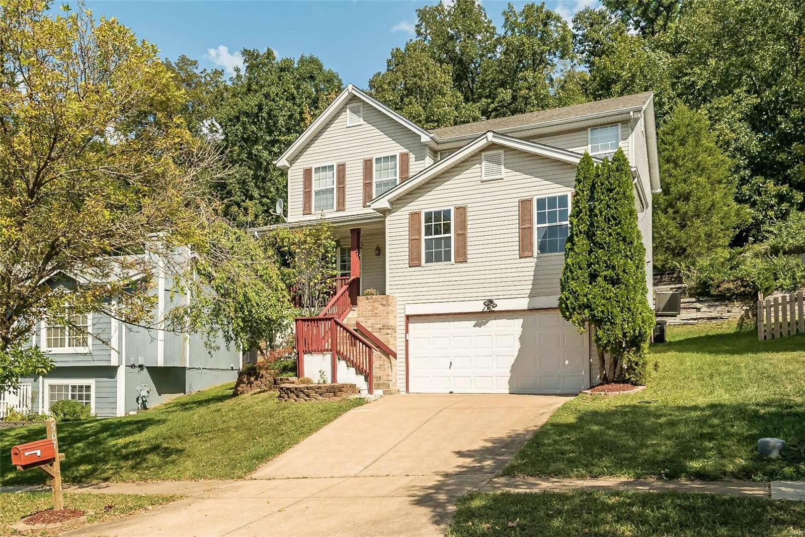 Property Photo:  507 Elm Crossing Court  MO 63021 