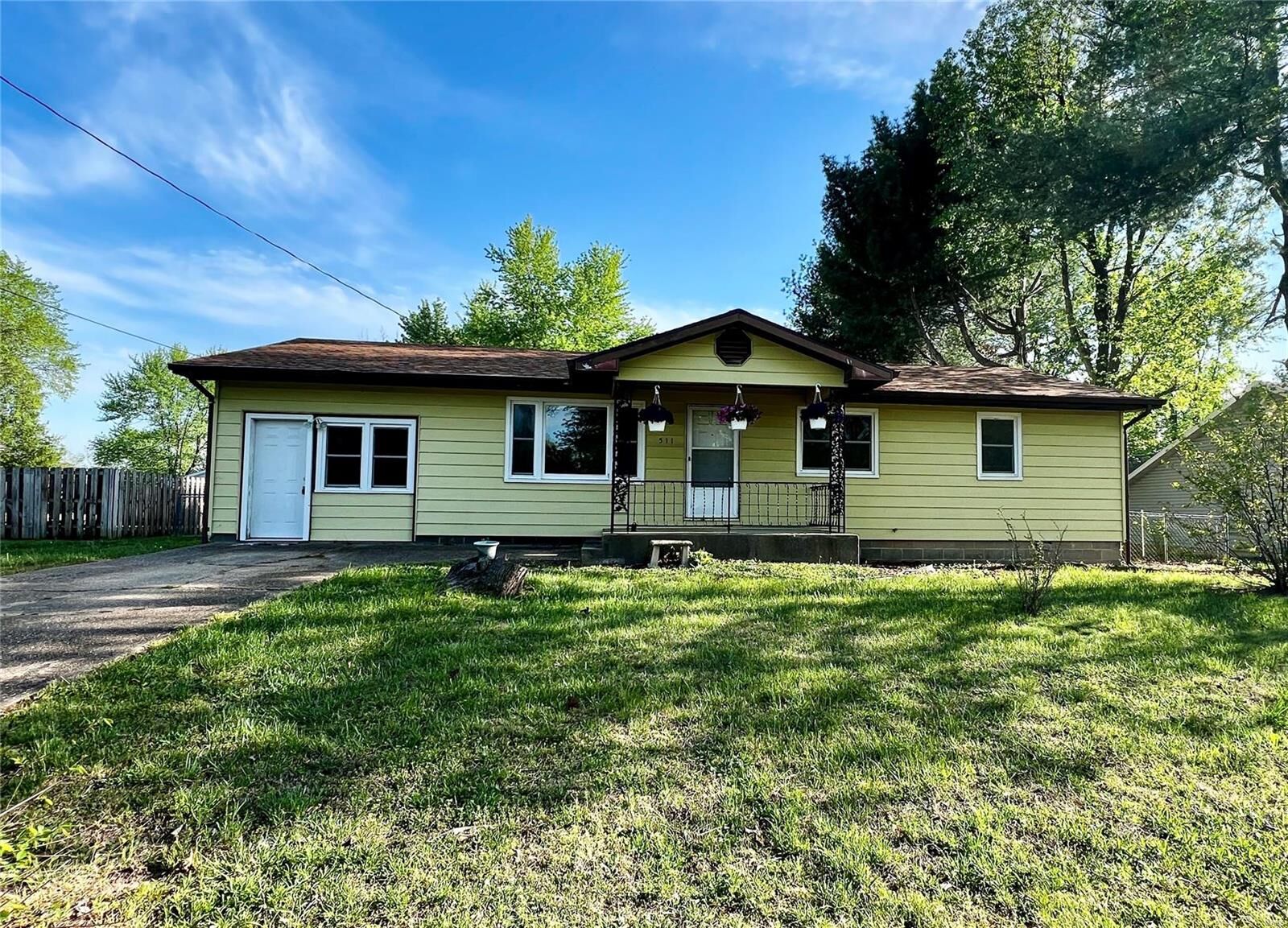 Property Photo: 511 N Acre Drive MO 65556