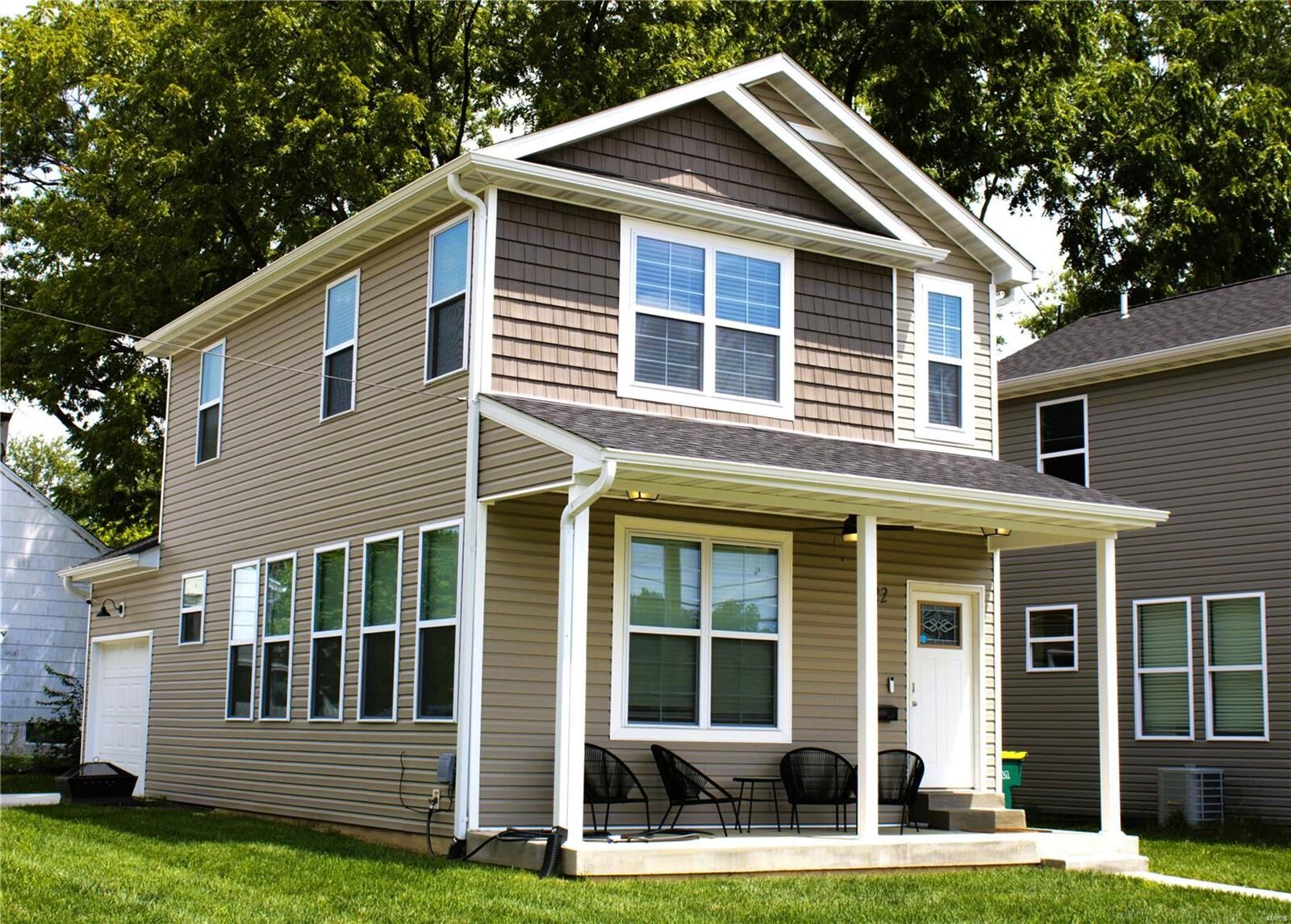 Property Photo:  222 W 5th Street  IL 62269 
