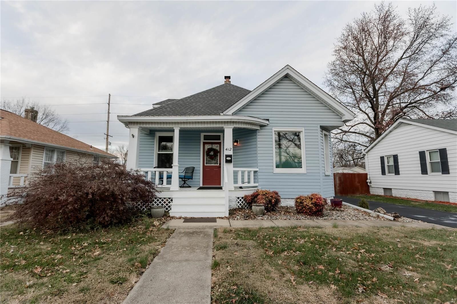 Property Photo:  412 E State Street  IL 62269 