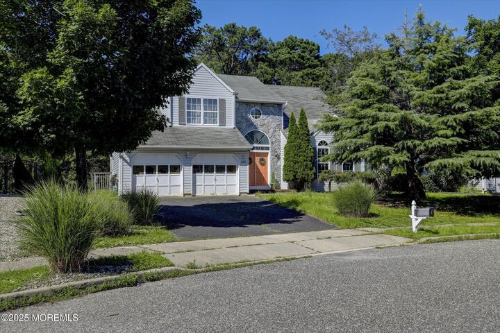 Property Photo:  445 Vista Court  NJ 08724 