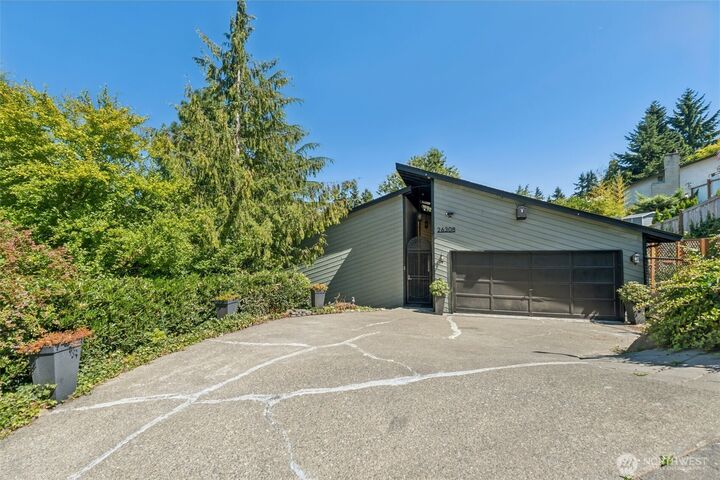 Property Photo:  26308  42nd Avenue S  WA 98032 