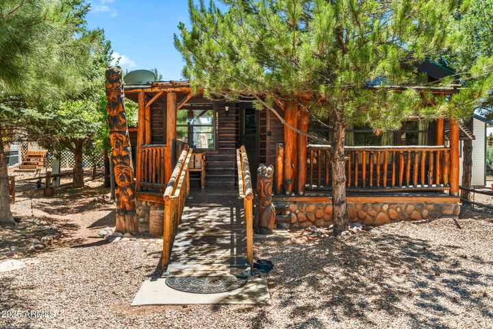 Property Photo: 2261 Old Crooks Trail Trail AZ 85933