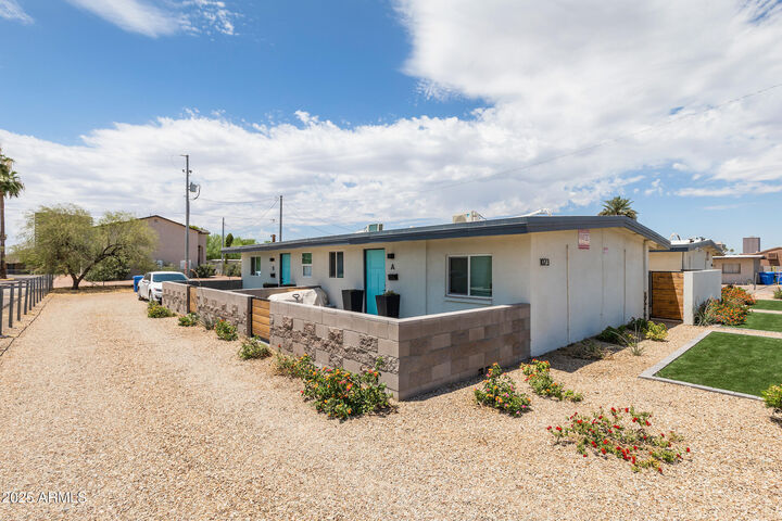 1023 E Amelia Avenue  Phoenix AZ 85014 photo