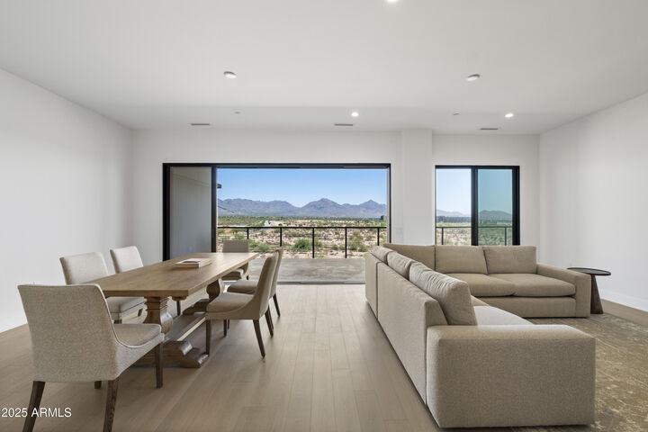 Property Photo:  19355 N 73rd Way E5015  AZ 85255 