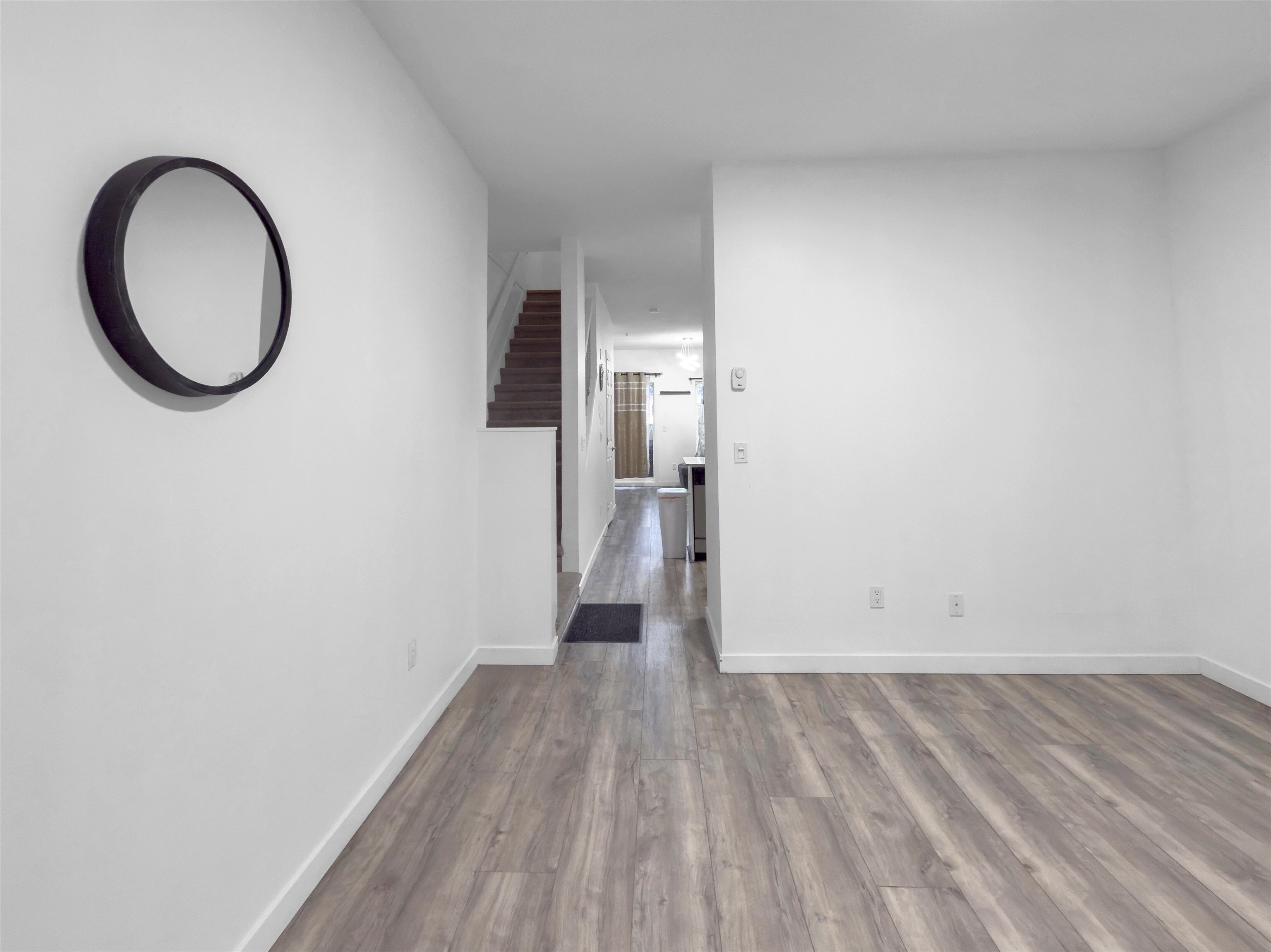 Photo de la propriété: 13958 108 Avenue 210 BC V3T 0B4