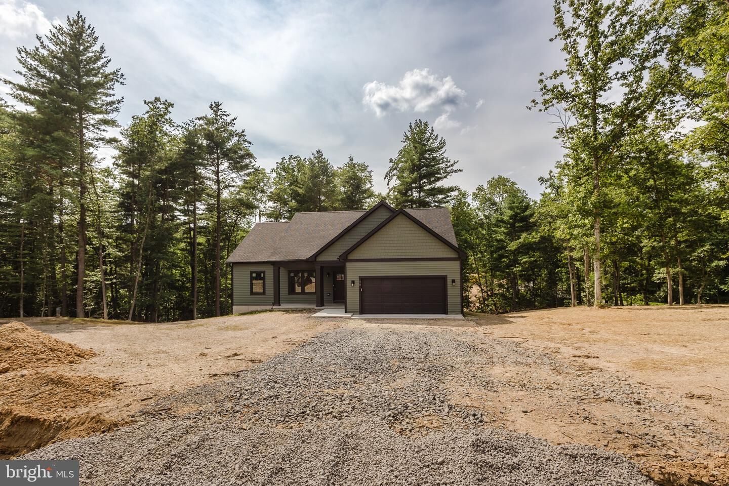 Property Photo:  50 Mayapple Court  WV 25427 