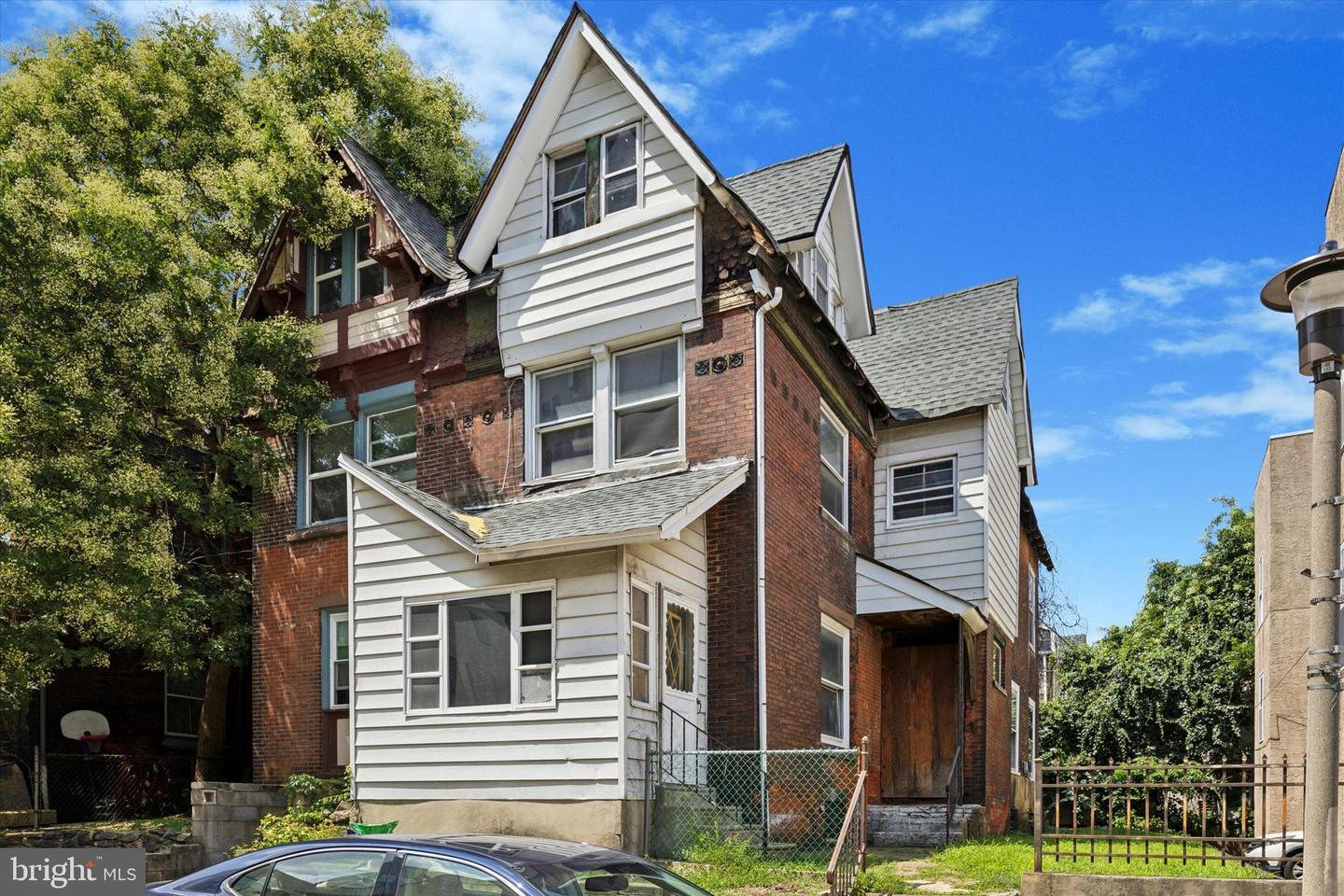 3205 Summer Street  Philadelphia PA 19104 photo