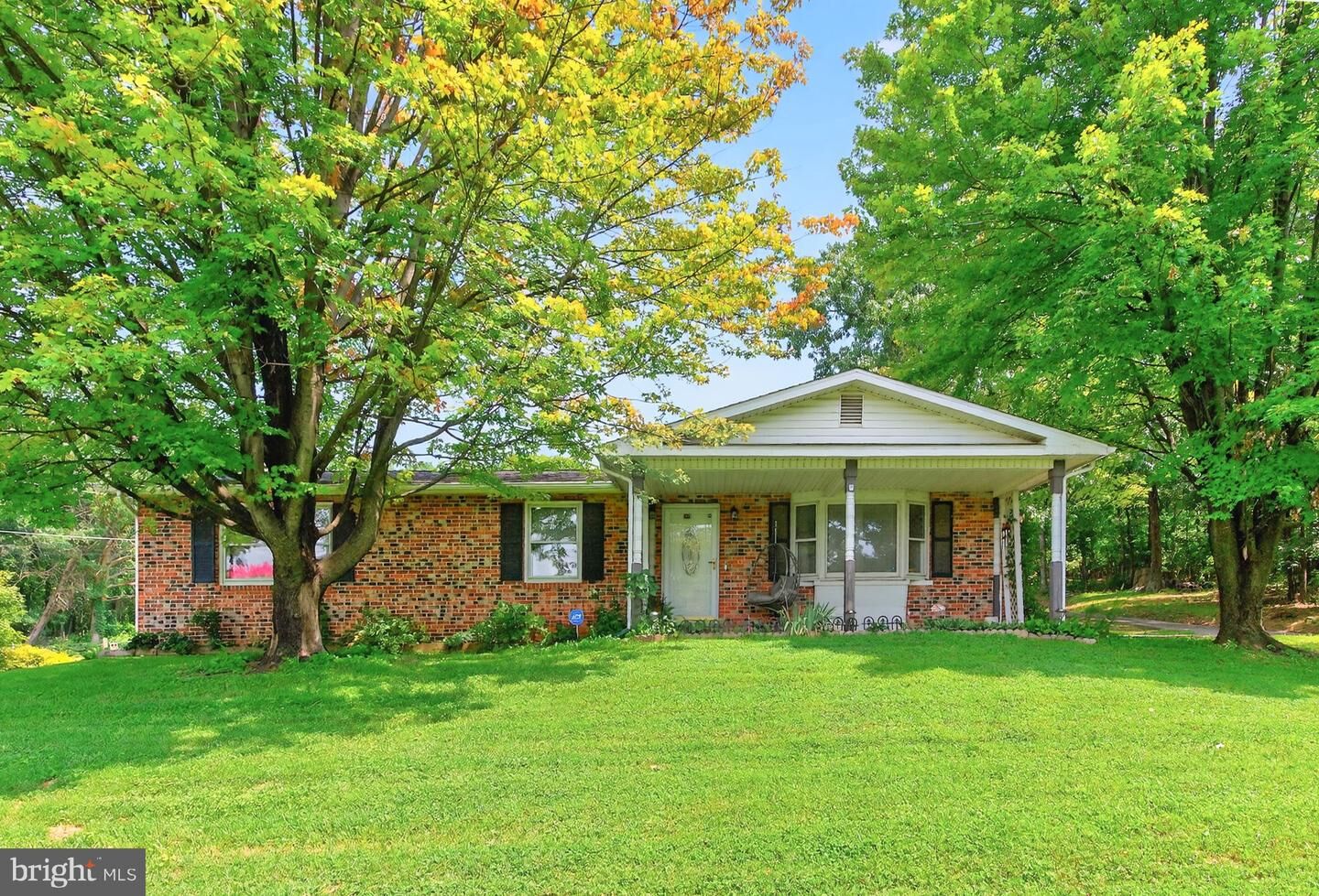 Property Photo:  412 Chestnut Hill Road  WV 25425 