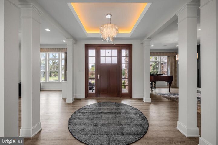Property Photo:  6 Meyers Creek Court  NJ 08080 
