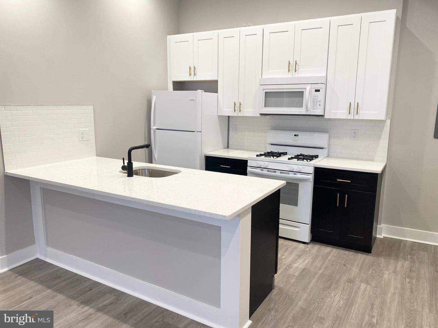 Property Photo: 1416 S 20th Street PA 19146