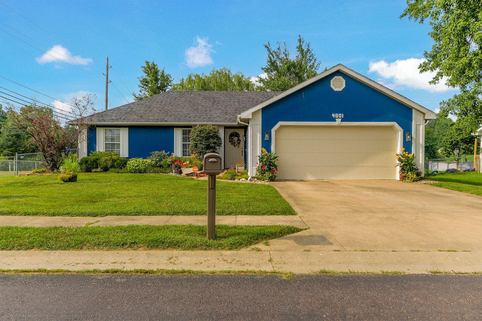 Property Photo:  4801 Orchard Ln  MO 65202 