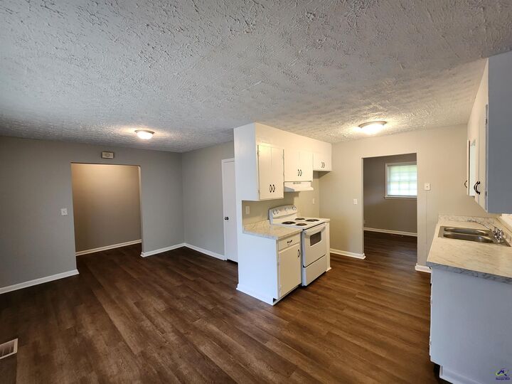 Property Photo:  2209 Macy Avenue  GA 31069 